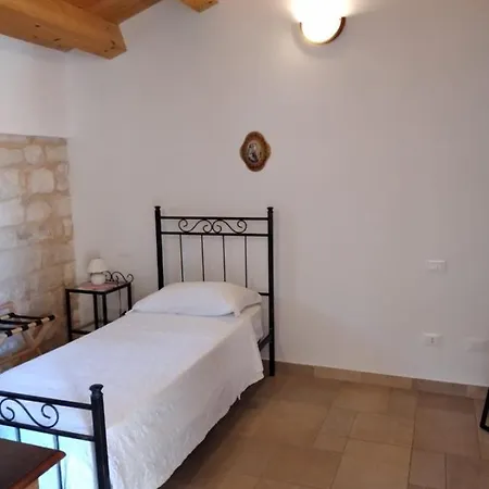 Alla Corte Di Nonna Maria *